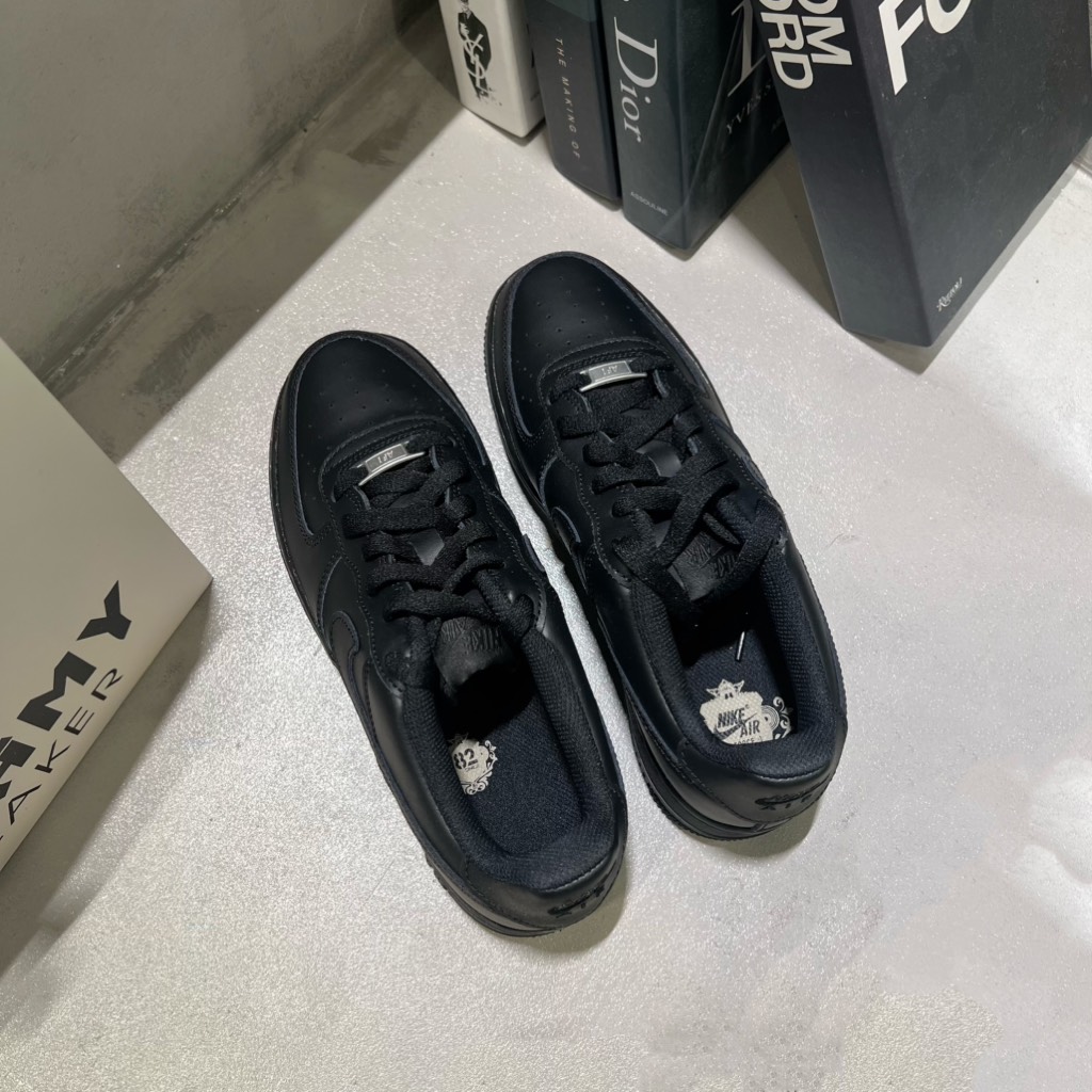 Air Max 1 Tripple Black FV5951 001