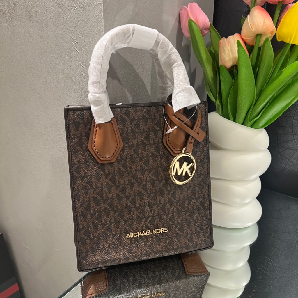 Túi Michael Kors Mercer Extra-Small Logo and Leather Brown 35T1GM9C0I