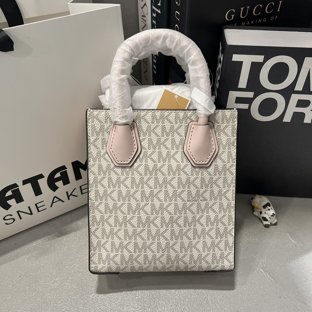 Túi Michael Kors Mercer Extra-Small Logo and Leather Rose Poudre Multi 35T1GM9C0I