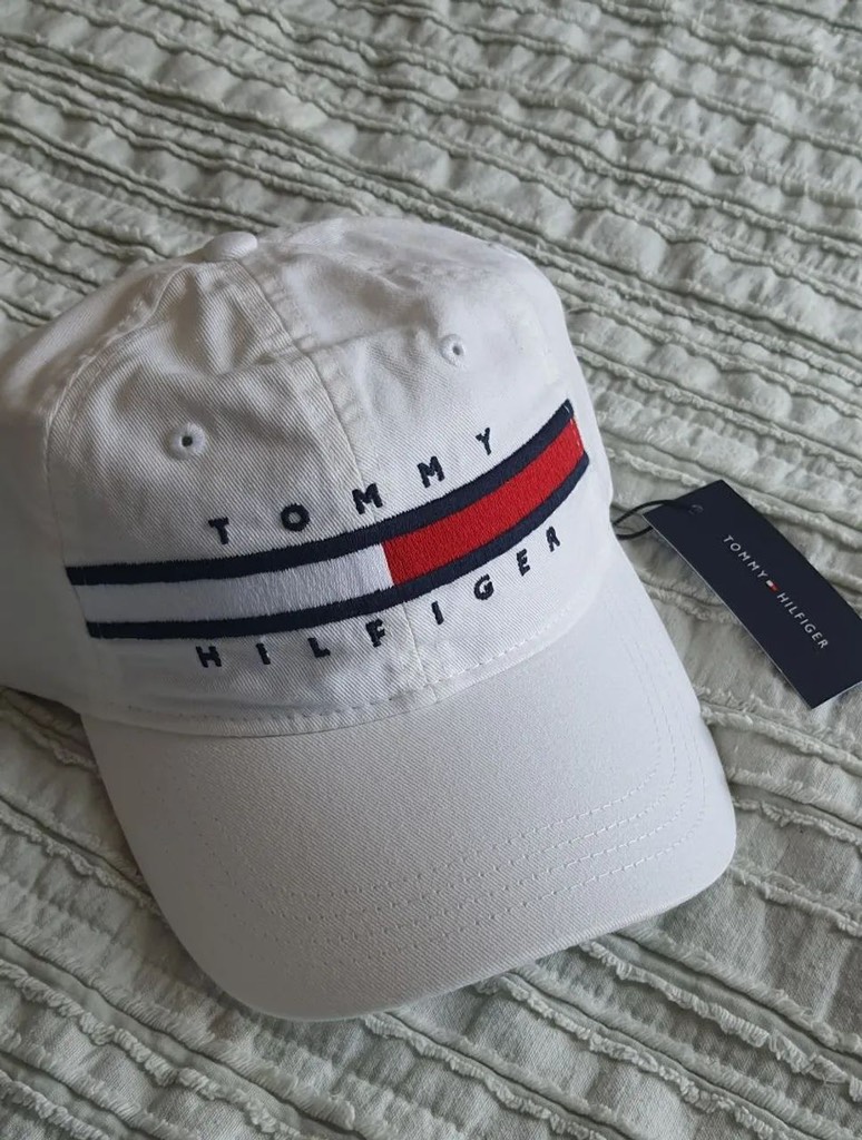 Nón Tommy Hilfiger Flag Stripe Logo Baseball Cap White 78B4207 100