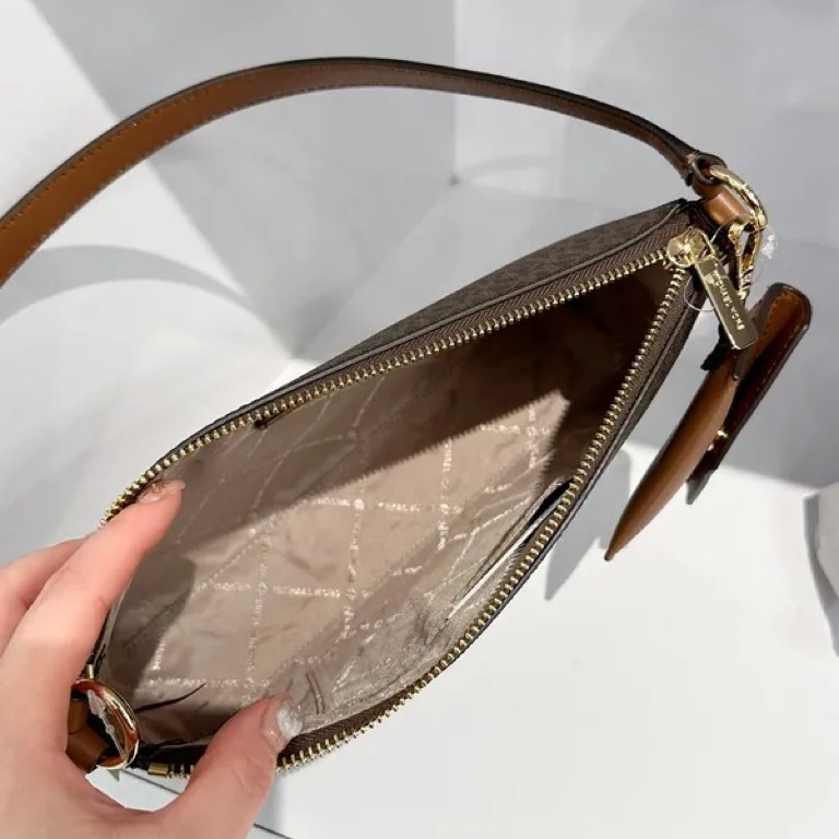 Túi Michael Kors Vincent Medium Signature Logo Pochette With Card Case Brown 35F4G2VC6B