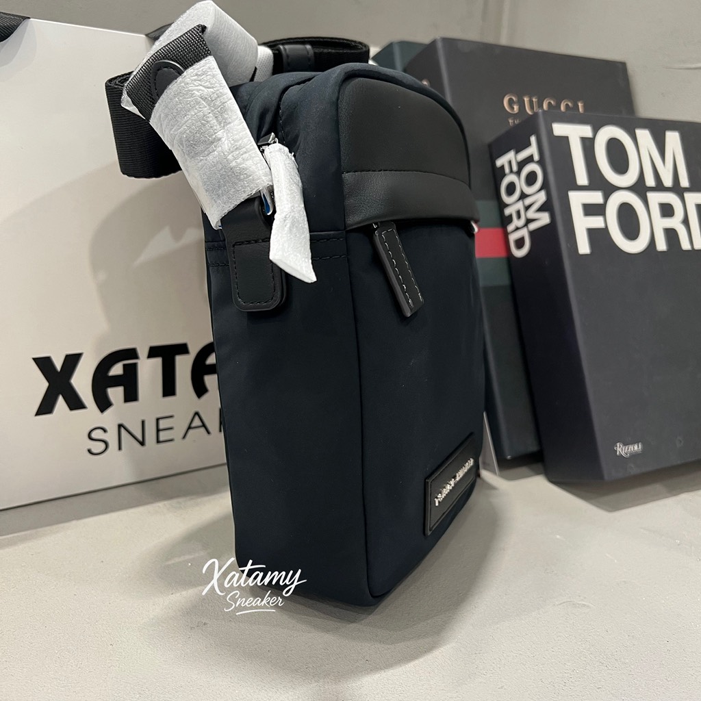 Túi Tommy Hilfiger Nylon Mini Reporter Black AM13618 001