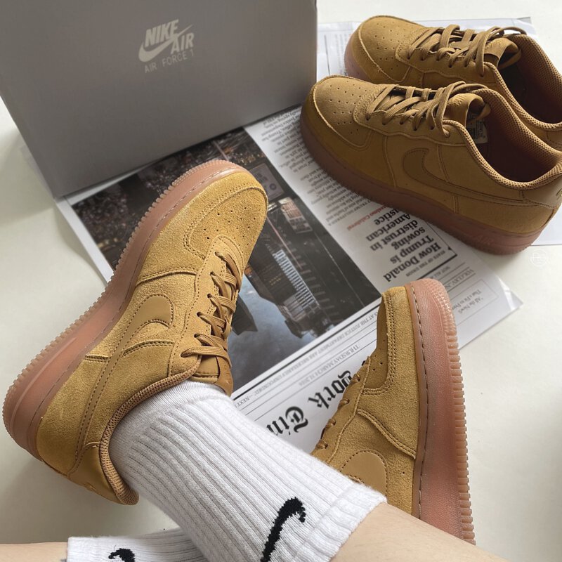 Air Force 1 LV8 Wheat BQ5485 700