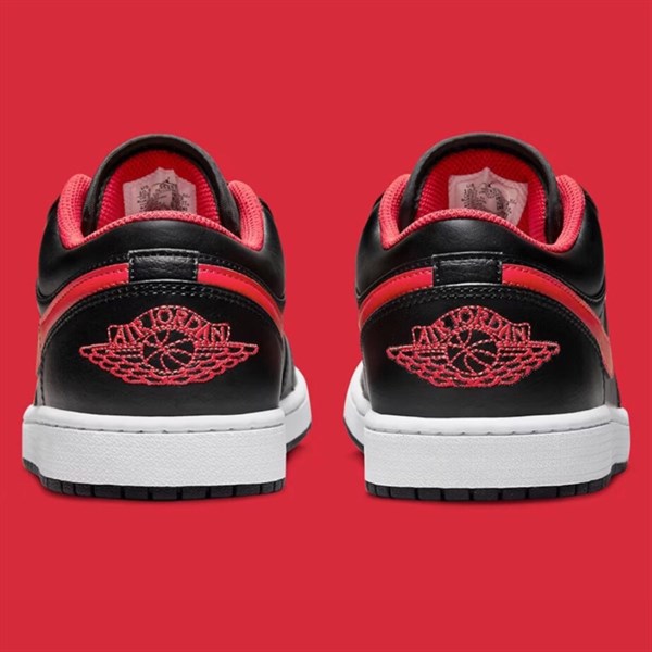 Jordan 1 LOW Black Fire Red 553558 063