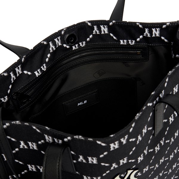 Túi Tote MLB Monogram Diamond Jacquard NY Black 3AORM012N-50BKS