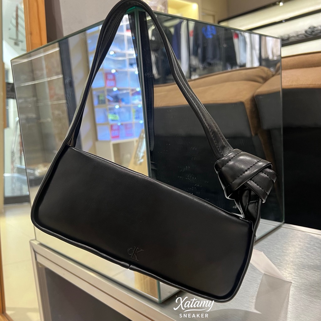 Túi Calvin Klein Knotted Shoulder Bag Black 4K3074G 001