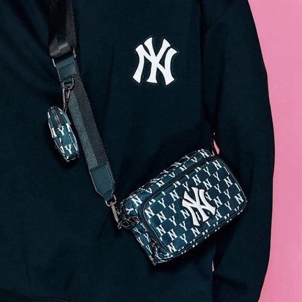 Túi MLB Monogram Crossbody 2 ngăn NY Đen 3ACRS012N