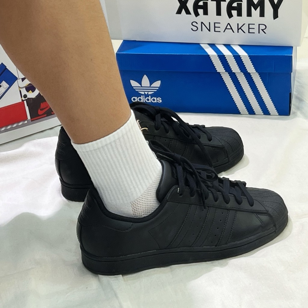 Superstar All Black EG4957