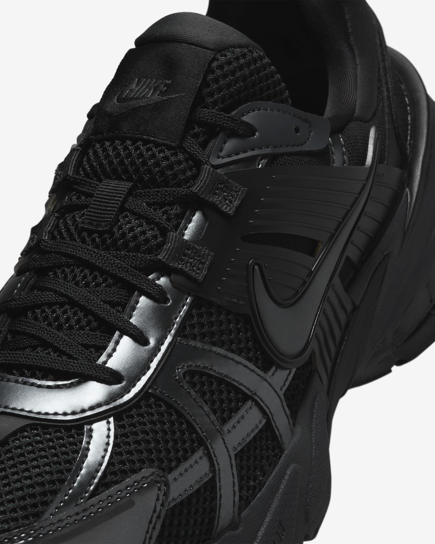 Nike V2K Run ‘Black Anthracite’ HJ4497 001