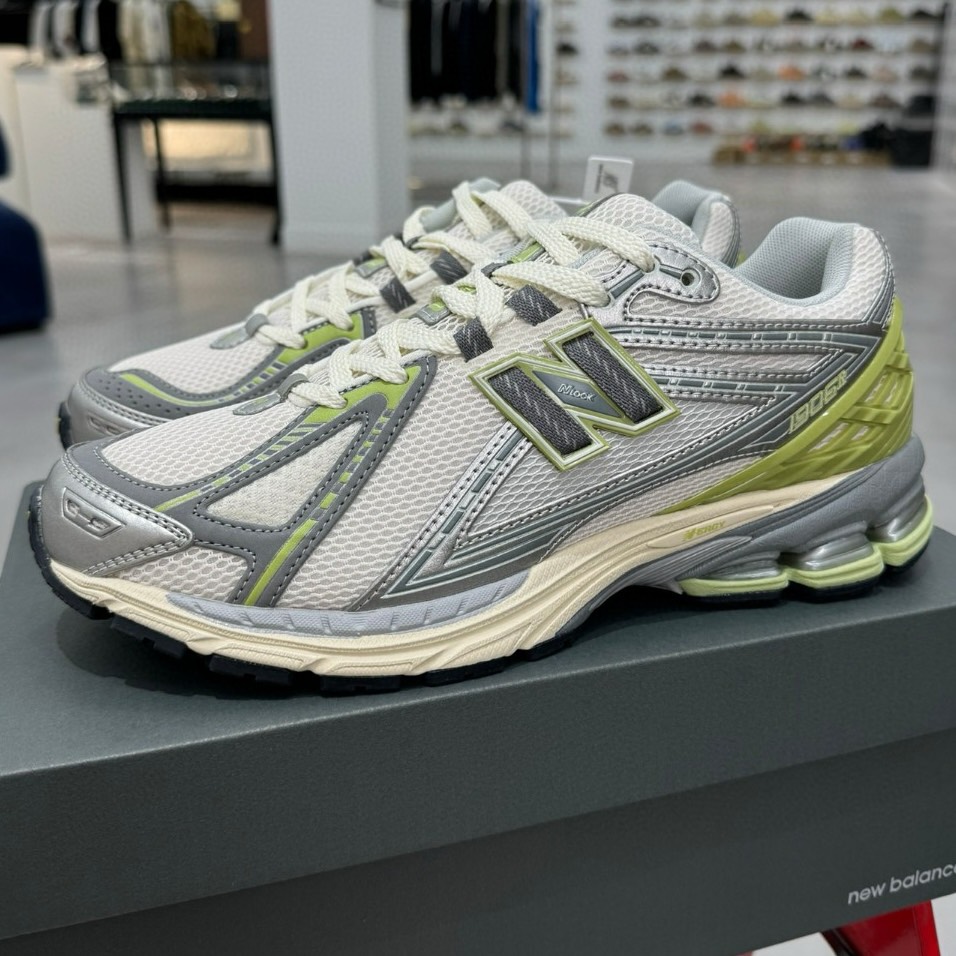 New Balance 1906R White Green M1906REM