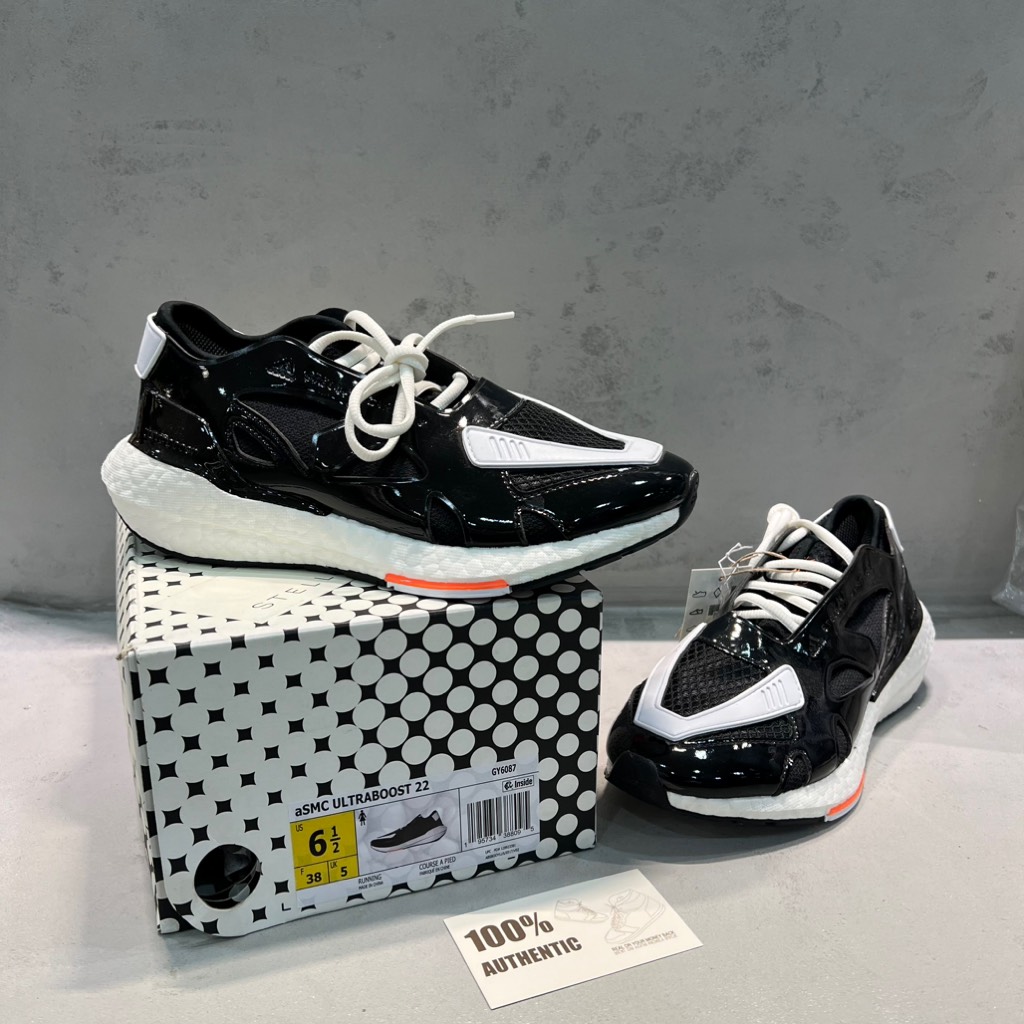 Ultraboost x StellaMccartney Black White GY6087