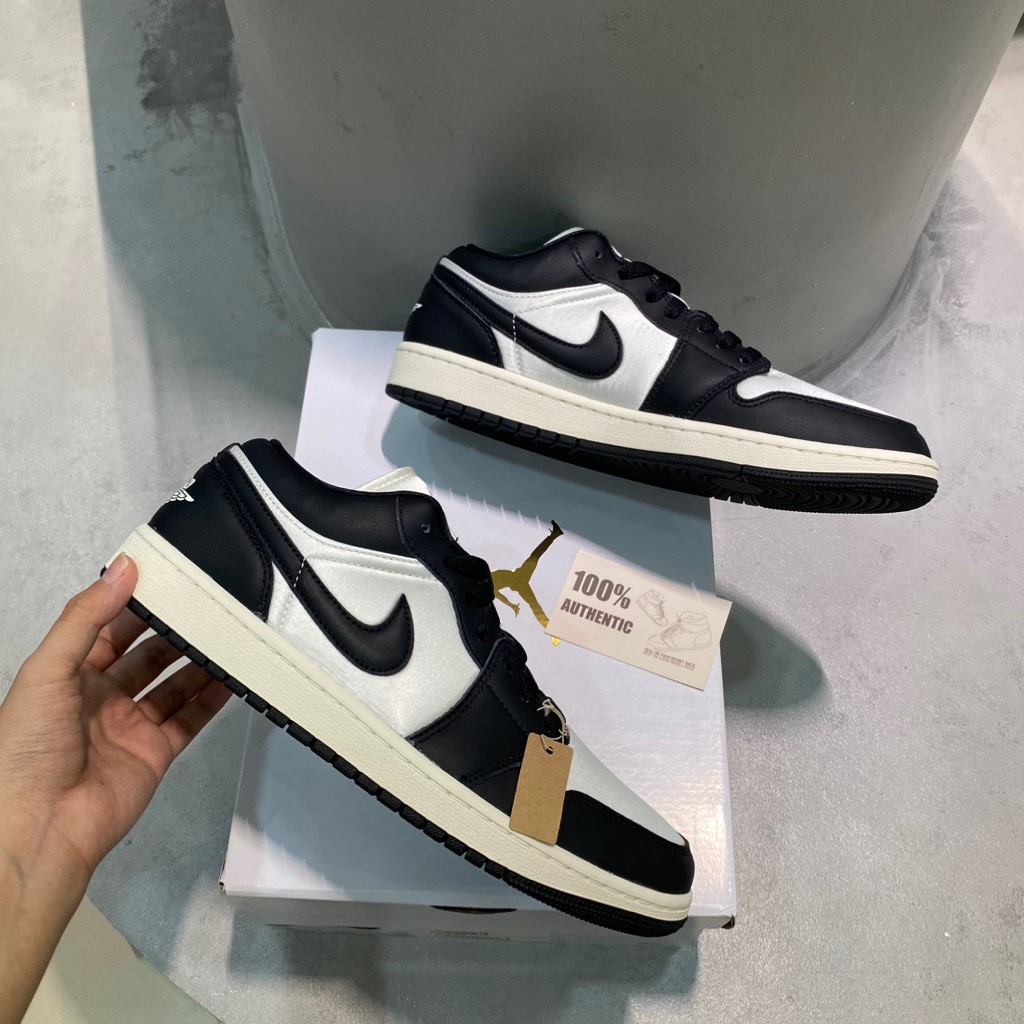 Jordan 1 Low SE "Vintage Panda" FB9893 101