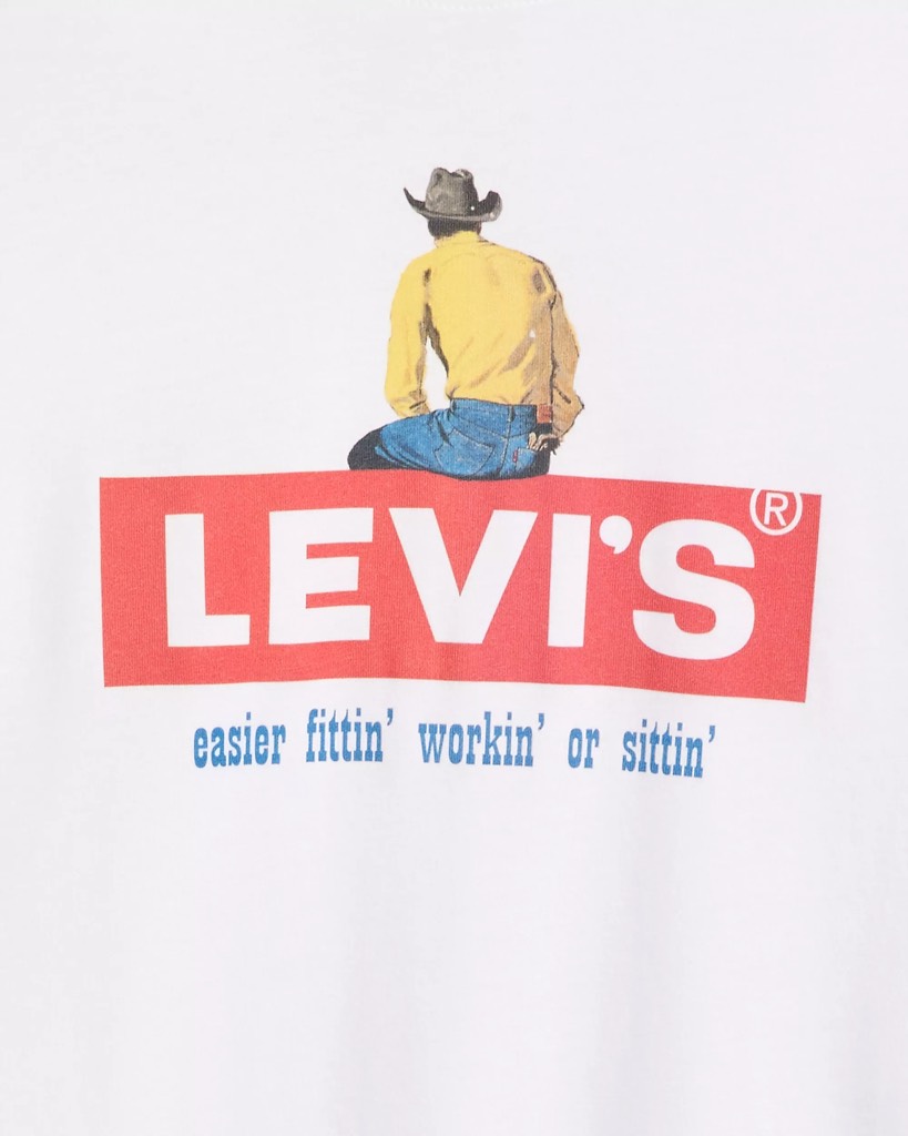 Áo Thun Levi's Relaxed Fit Cowboy Boxtab White 161431524