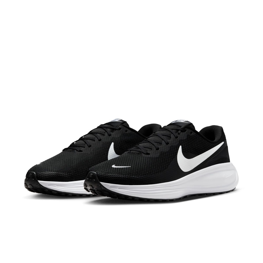 Nike Revolution 8 Wide Black White HQ1996 001
