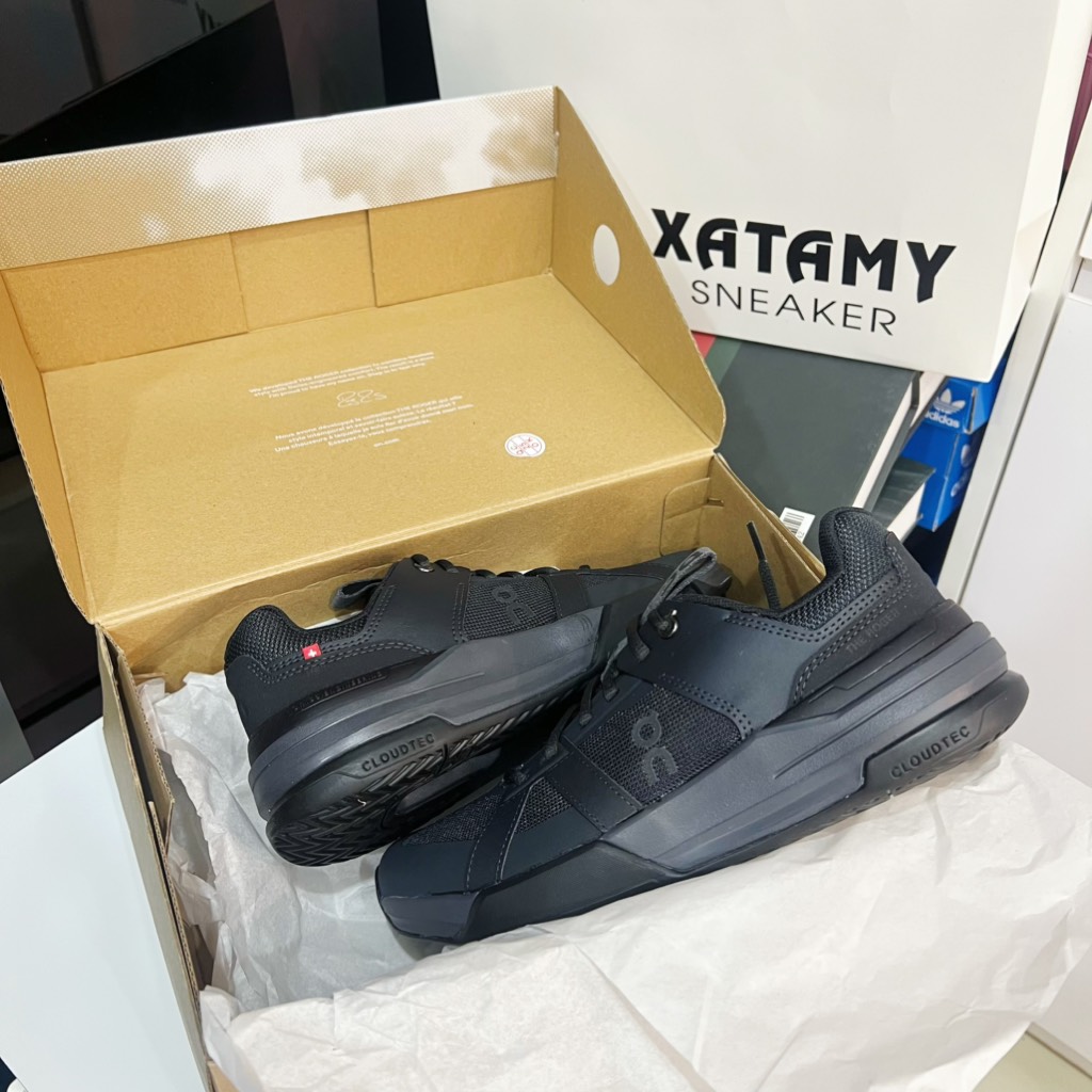 THE ROGER Clubhouse Pro Youth Black 3YE10010106