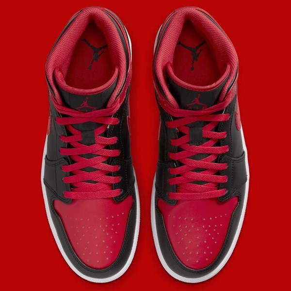 Jordan 1 Mid Black Fire Red DQ8426 060