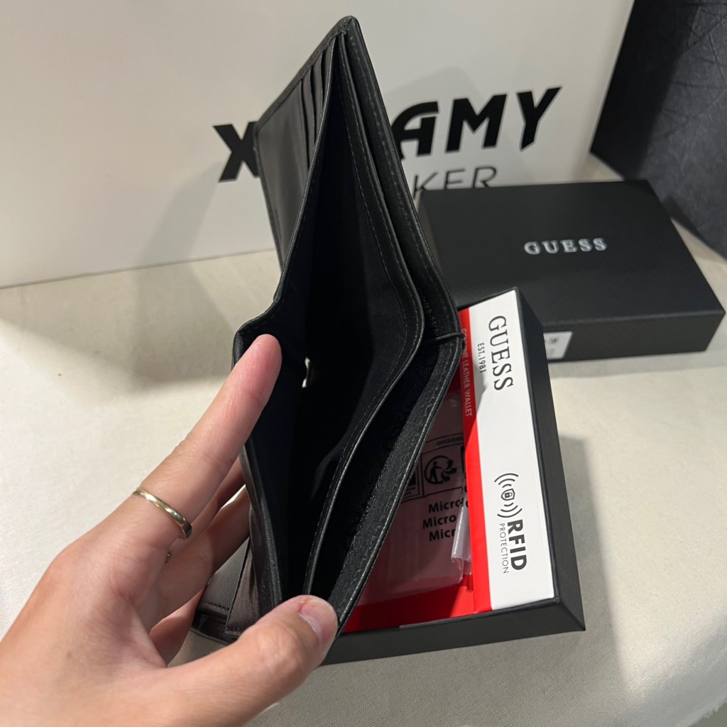 Ví Guess Men’s Trend Fashion Patterned Slim fold Wallet Black 31GU130036 001