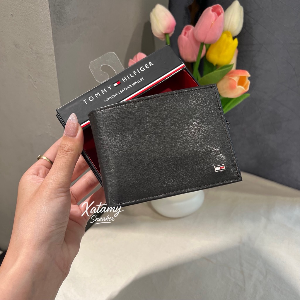 Ví Tommy Hilfiger Men's Pebbled Leather Bifold Wallet Brown 31TL220094