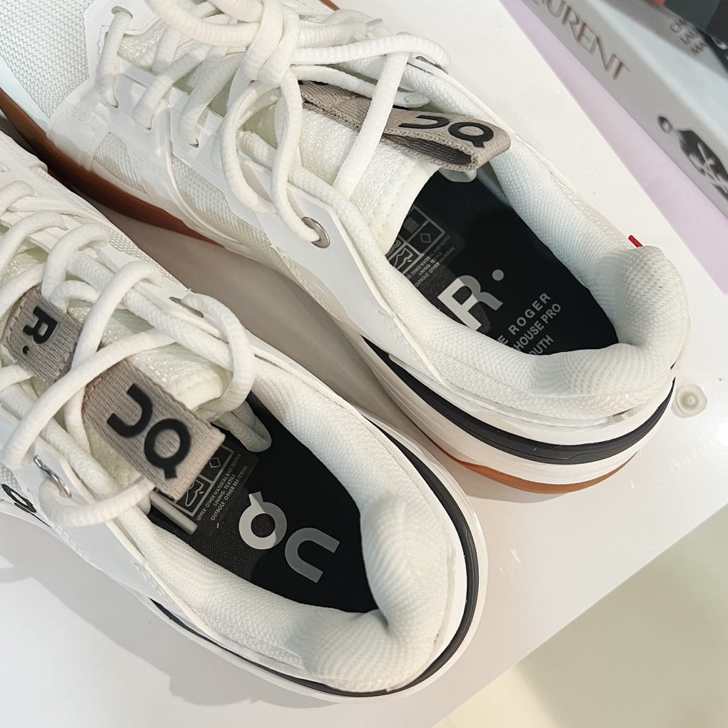 THE ROGER Clubhouse Pro Youth White Gum (NO BOX) 3YE10010852