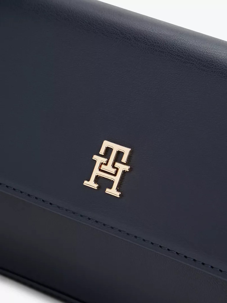 Túi Tommy Hilfiger Women's Imlatam Solid PU Flap Crossbody Bag Navy AW18321 400