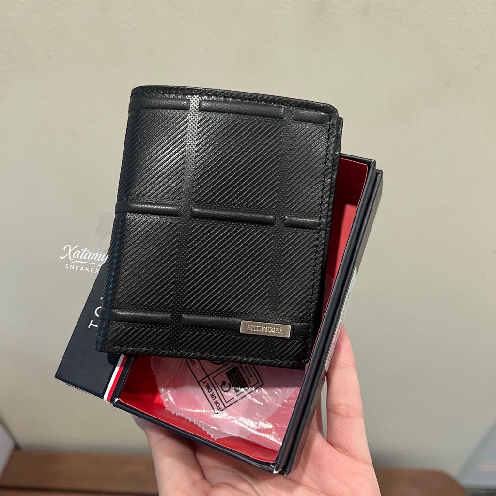 Ví Tommy Hilfiger Men's Doufold Black 31TL150006