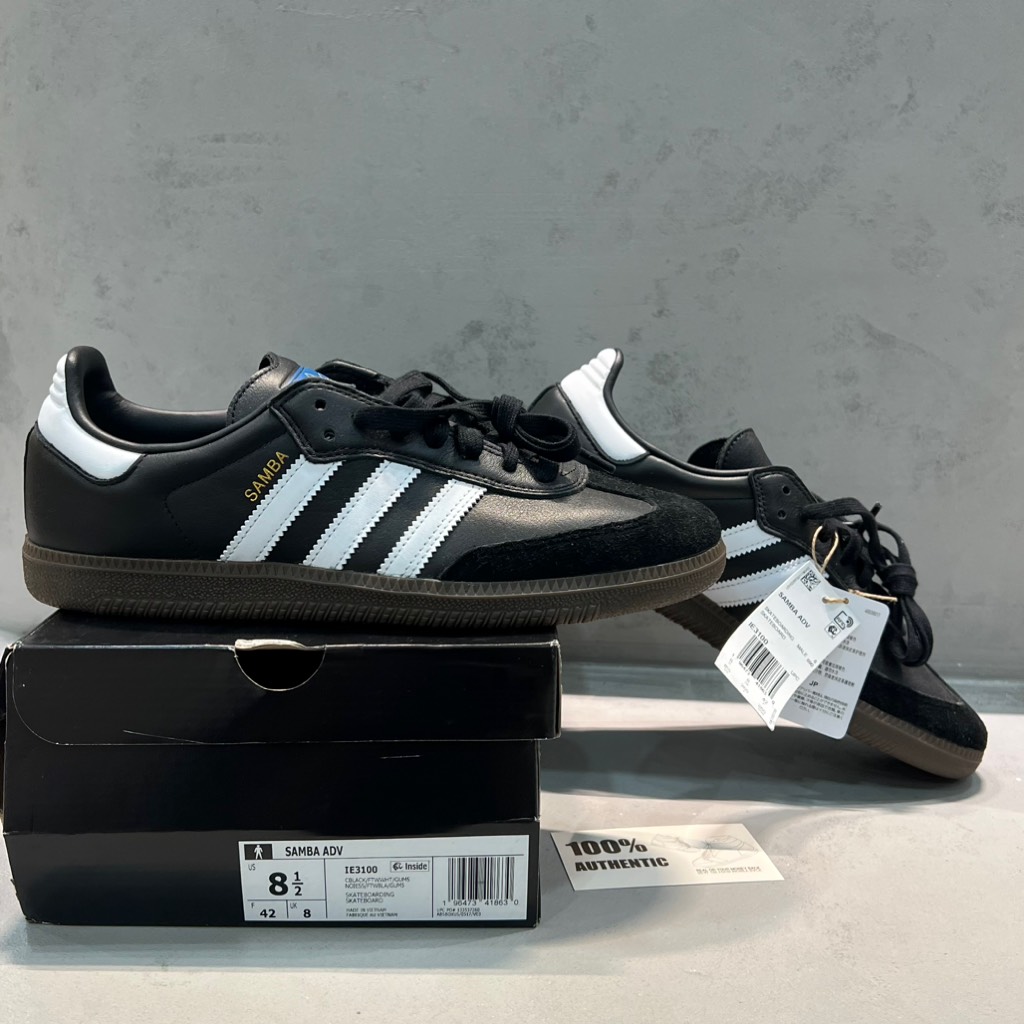 Samba ADV Core Black IE3100
