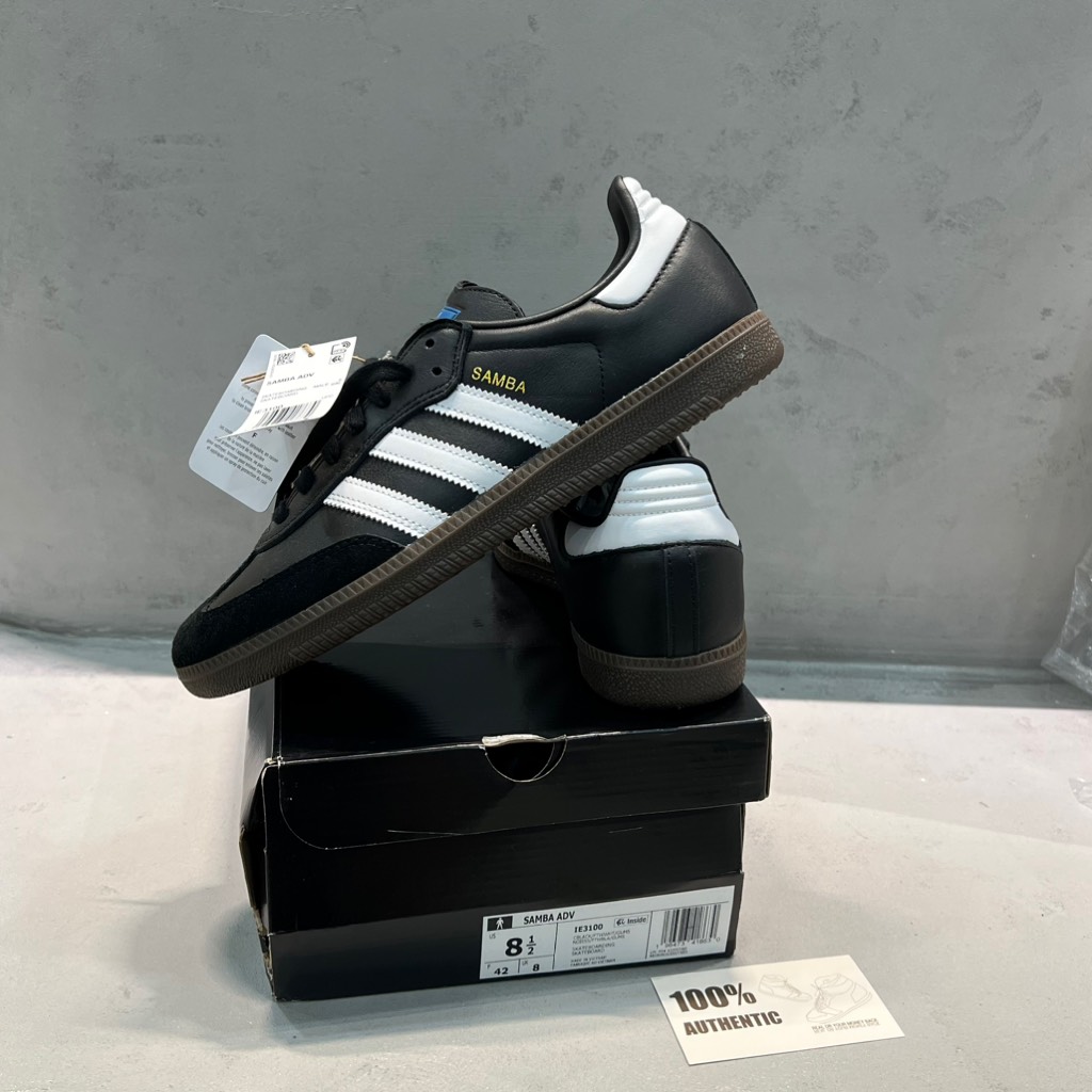 Samba ADV Core Black IE3100