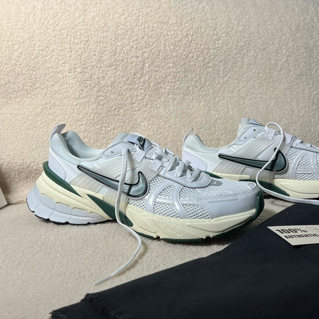 Nike V2K Run Fir White Green FD0736 101