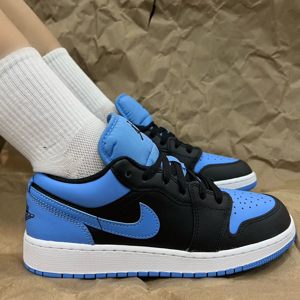 Jordan 1 Low University Blue 553560 041