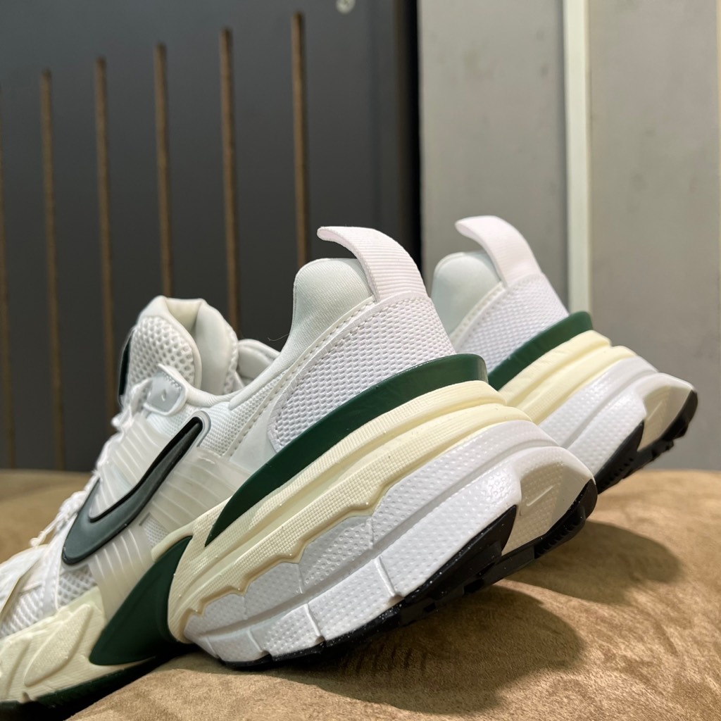 Nike V2K Run Fir White Green FD0736 101