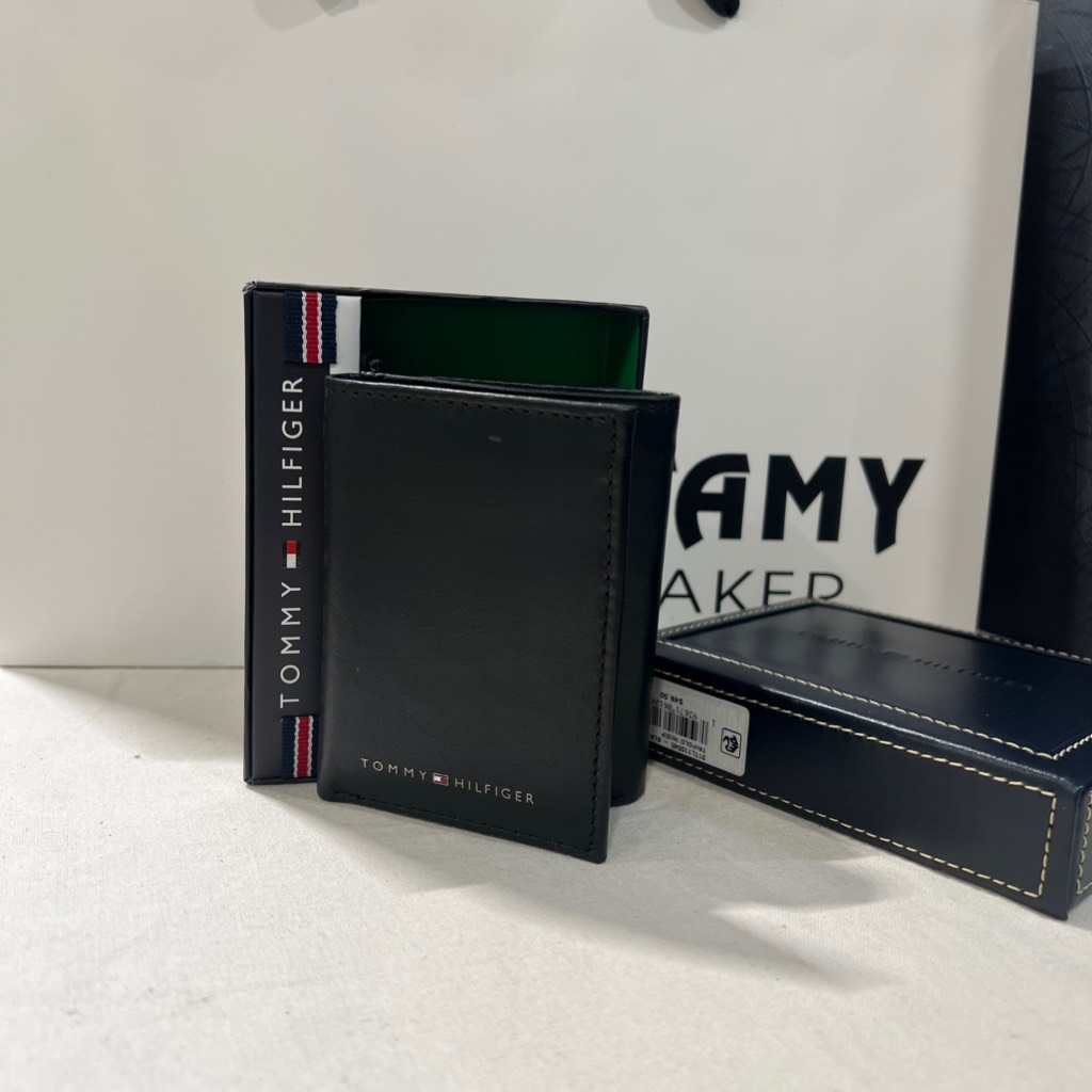 Ví Tommy Hilfiger Men's Cambridge Trifold Wallet RFID Protect Black 31TL110045