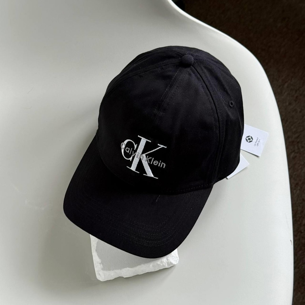 Nón Calvin Klein Monogram Logo Baseball Cap Black 4G5004G 001