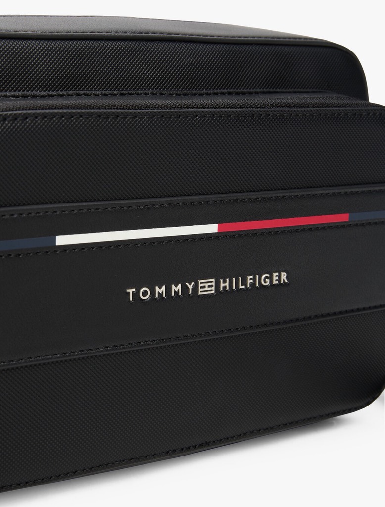 Túi Tommy Hilfiger Foundation Horizontal Reporter Bag AM13199 001