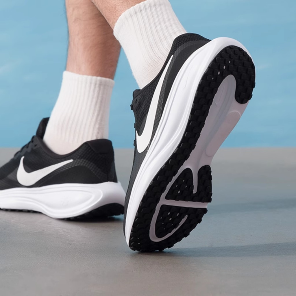 Nike Revolution 8 Black White HJ9198 003