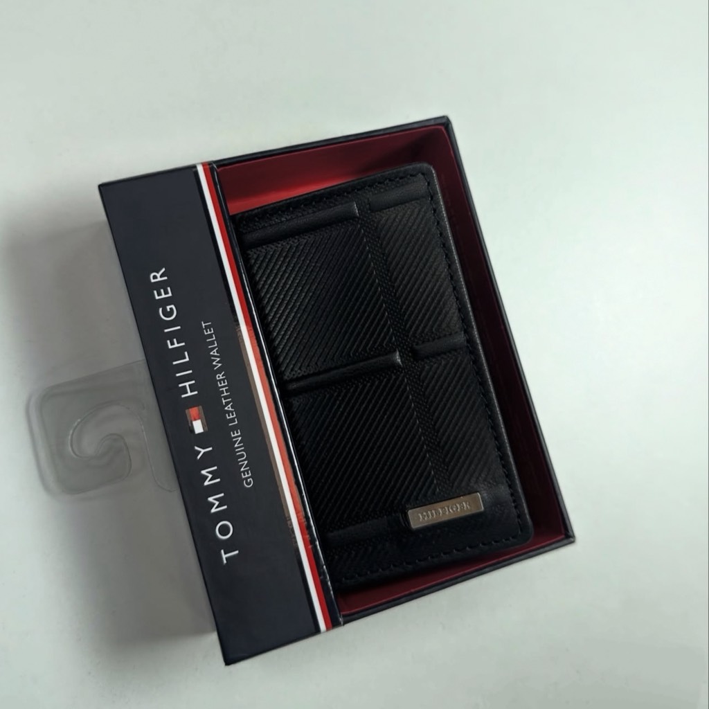 Ví Tommy Hilfiger Men's Doufold Black 31TL150006