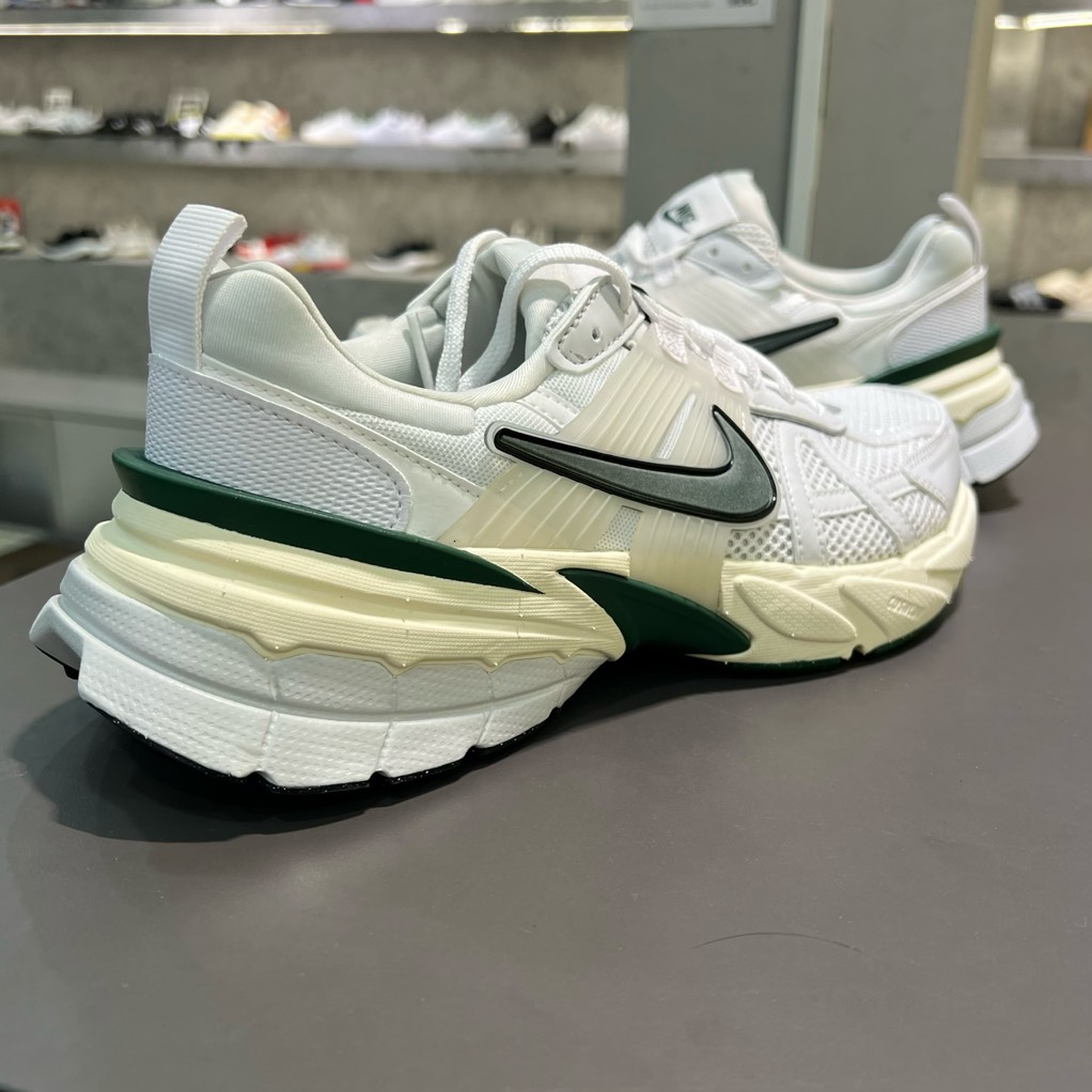 Nike V2K Run Fir White Green FD0736 101