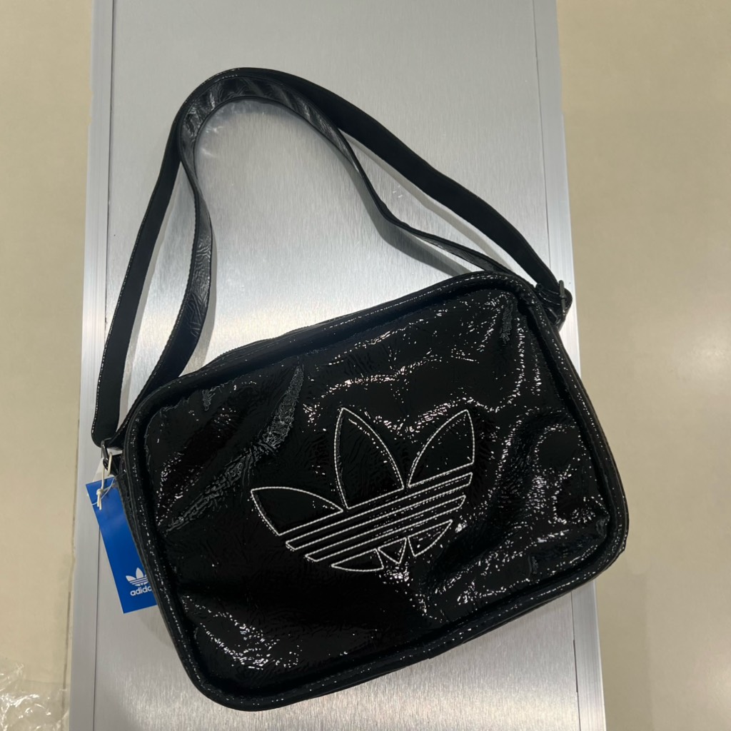 Túi adidas Airliner Premium Adicolor Black JD5558