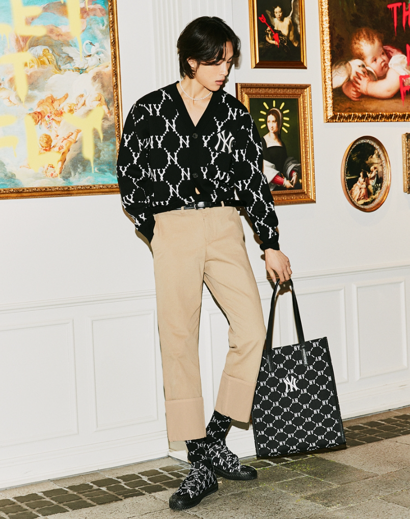 Túi Tote MLB Monogram Diamond Jacquard NY Black 3AORM012N-50BKS