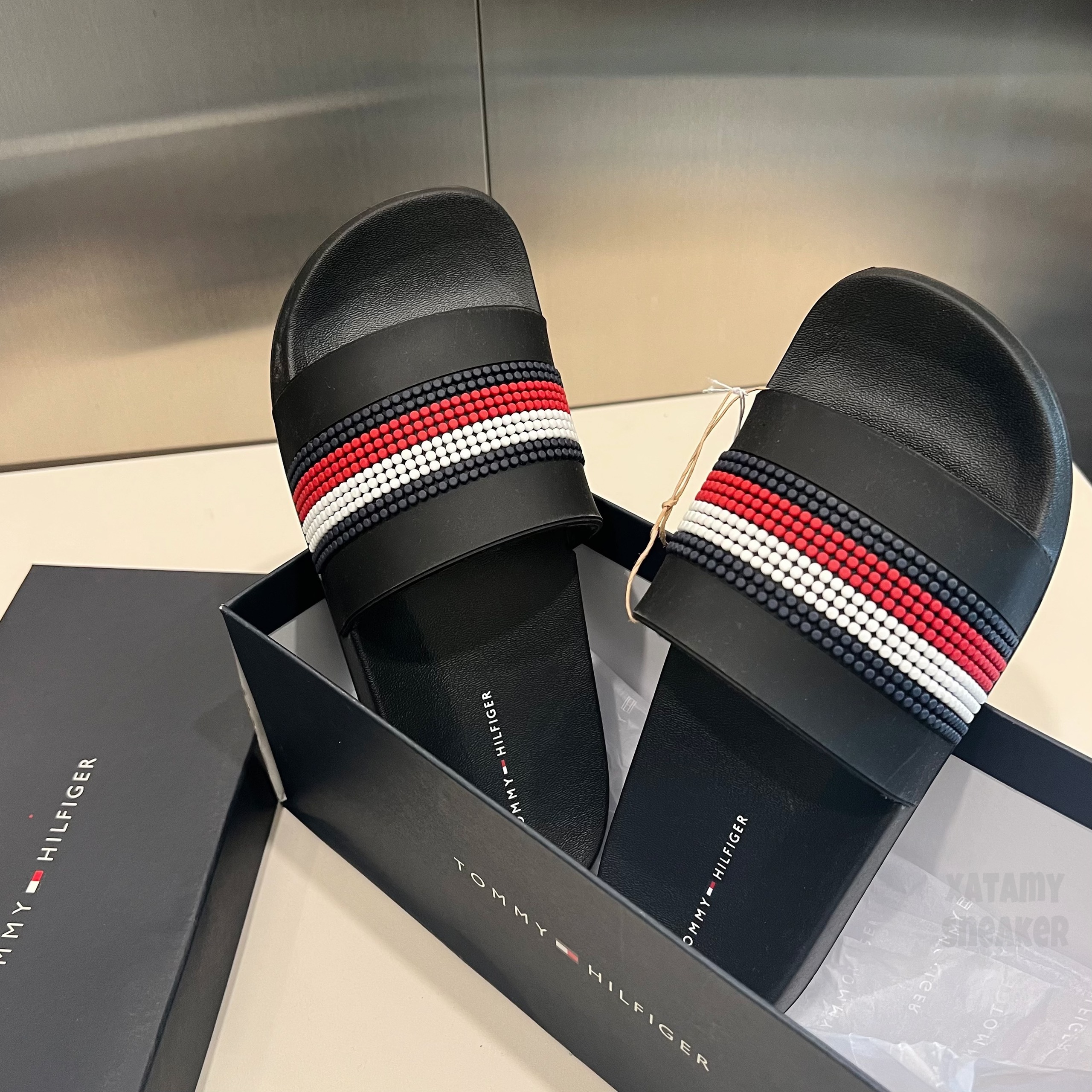 Dép Tommy Hilfiger DIPPI Black Multi