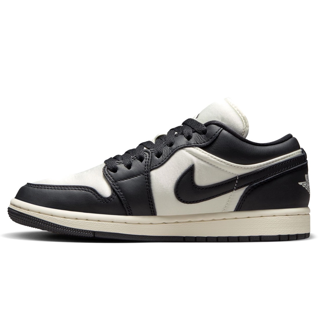 Jordan 1 Low SE "Vintage Panda" FB9893 101