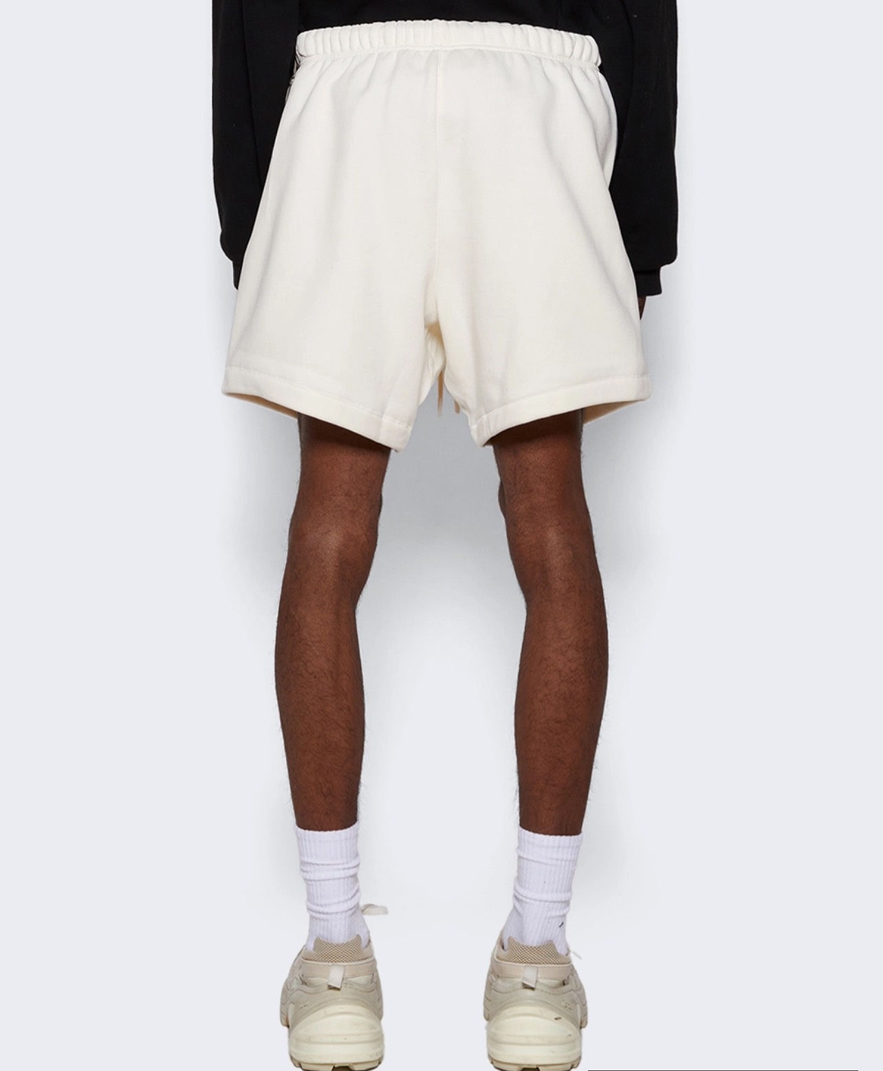 Quần Fear of God Essentials Sweatshort Cloud Dancer 160BT232001F