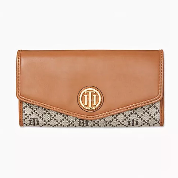 Ví Tommy Hilfiger Logo Flag Wallet Tan Dark Chocolate 69J8710 240