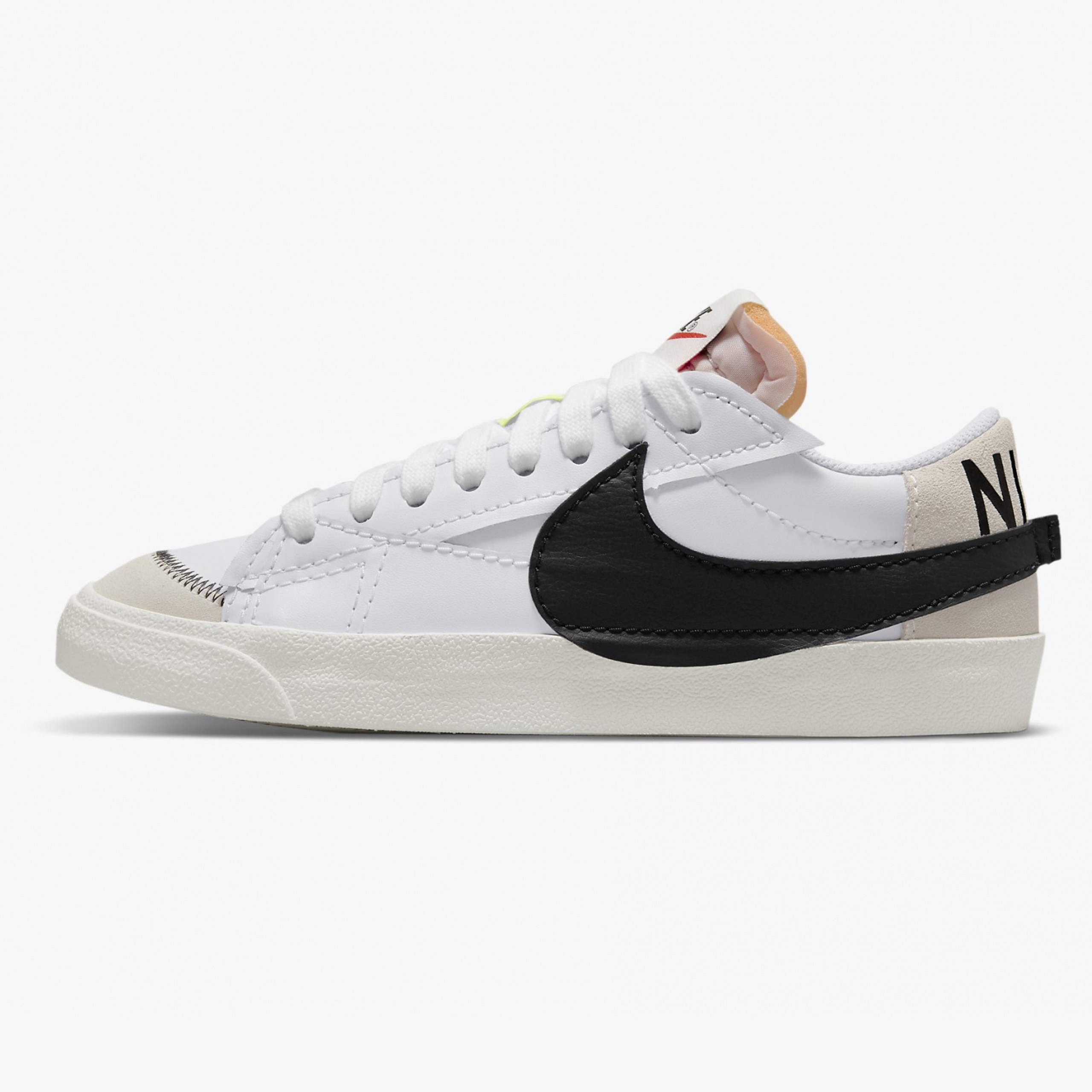 Blazer Low '77 Jumbo White Black DN2158 101