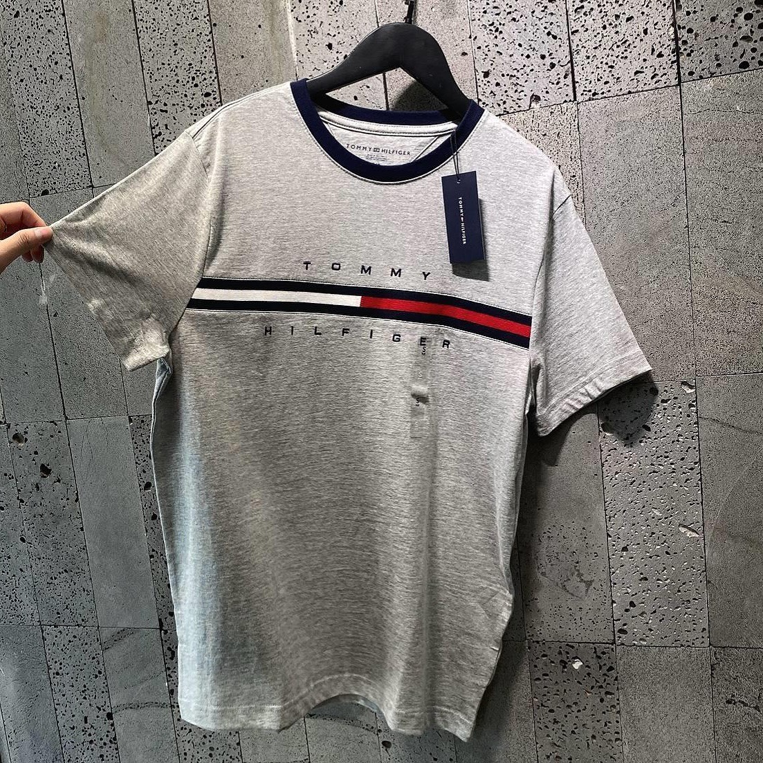 Áo Tommy Hilfiger Essential Flag Logo Grey 7849807 043