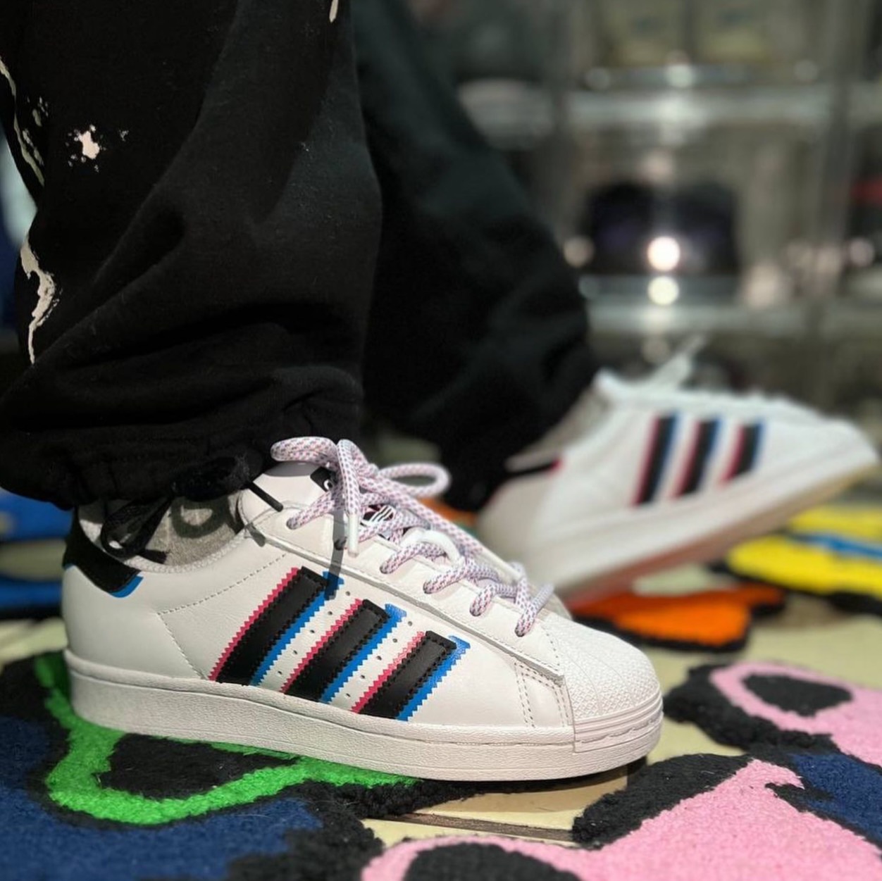 Superstar 3D Color White Black IE7388