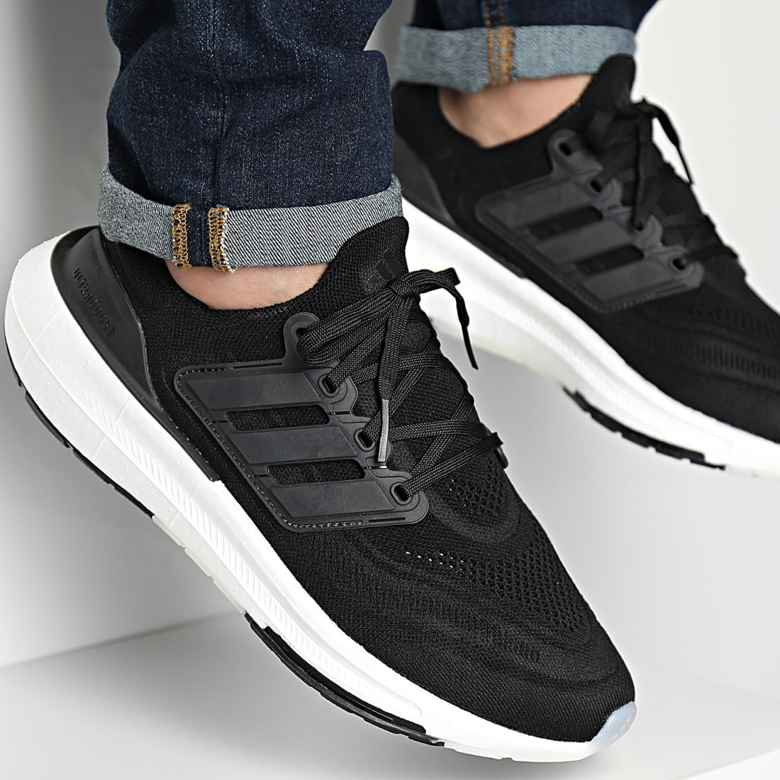 Ultraboost Light Core Black GY9351