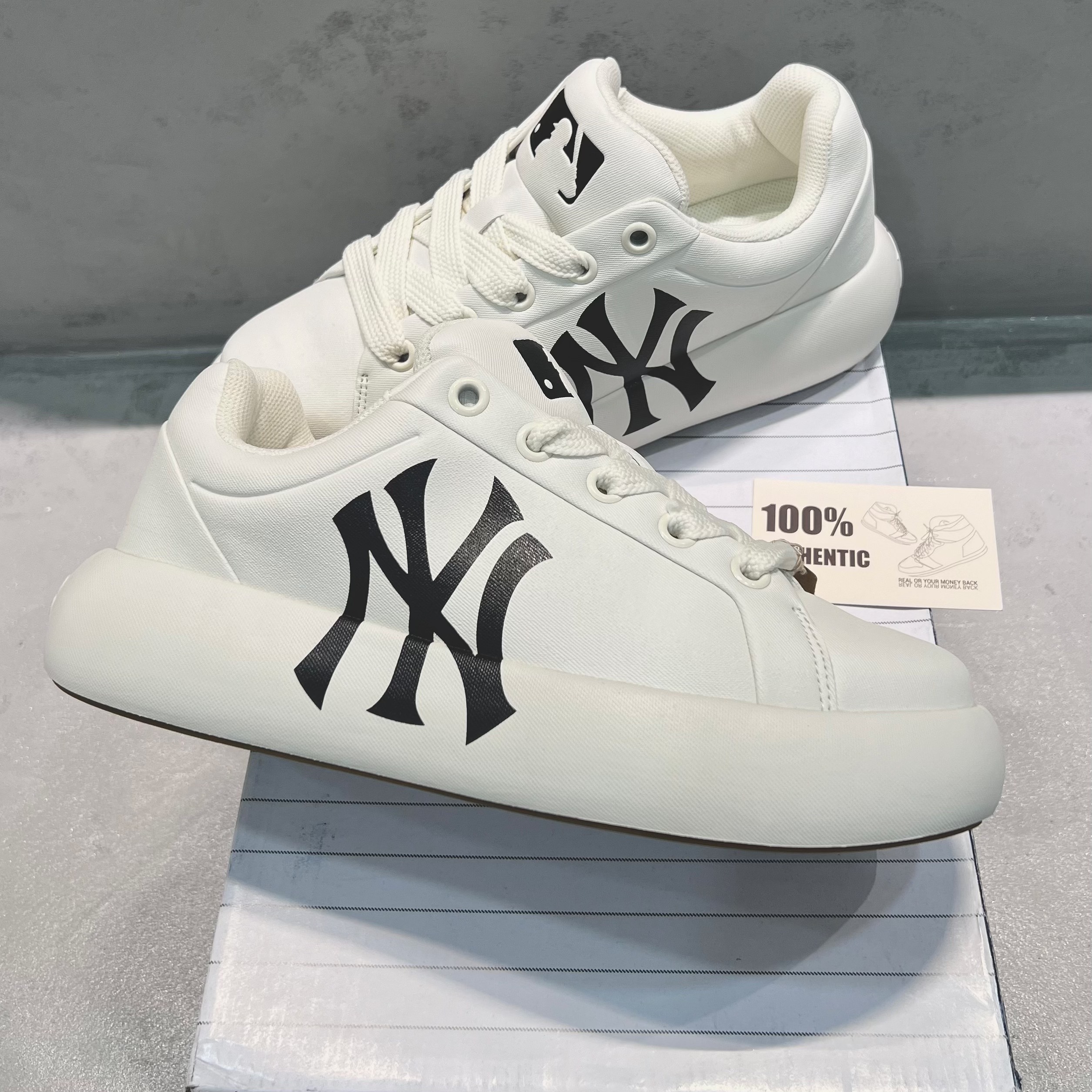 MLB Chunky Classic Base NY White 3ASXCCB4N 50IVS
