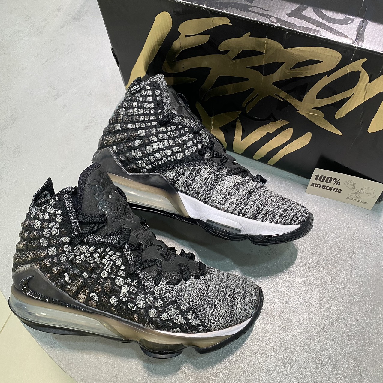 Lebron XVII 17 Black White BQ3177 002