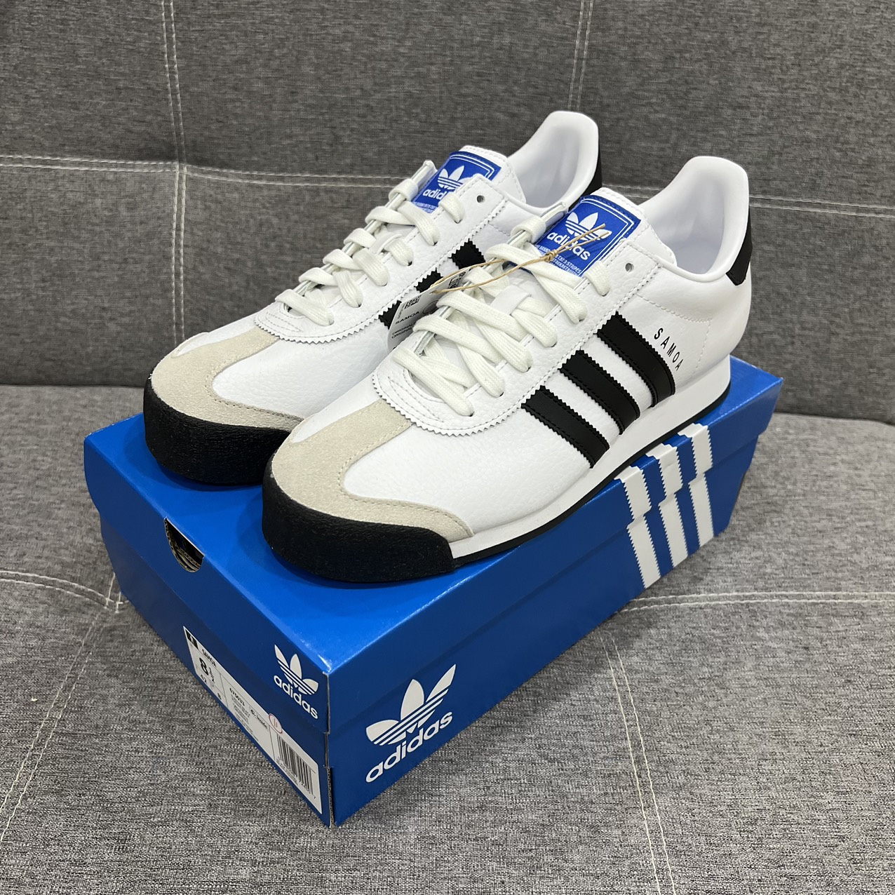 SAMOA White Black 675033