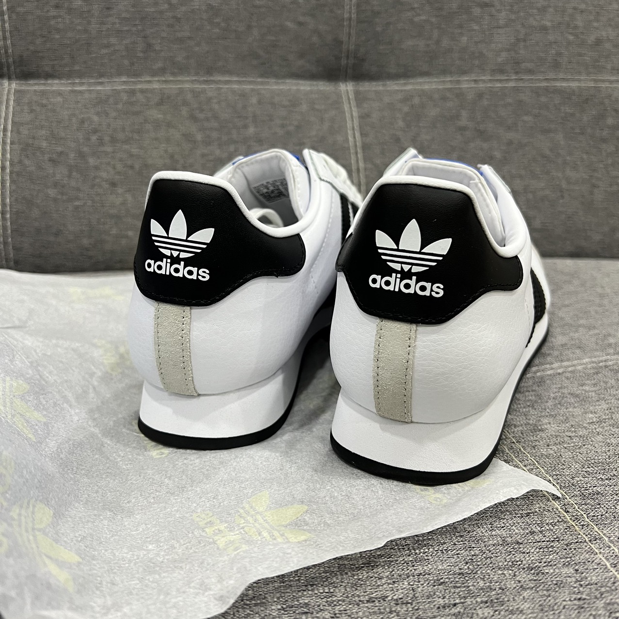 SAMOA White Black 675033